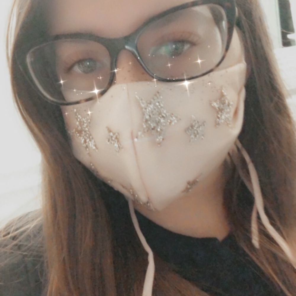 Meet your Posher, Megan